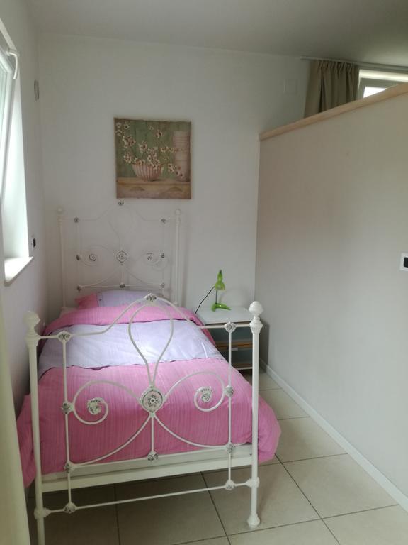 Apartments Villa Ina Brsec Ngoại thất bức ảnh