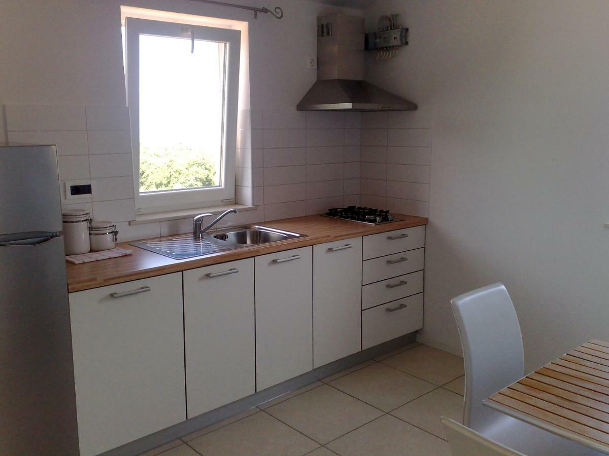 Apartments Villa Ina Brsec Ngoại thất bức ảnh